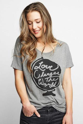 Globe Tee Womens
